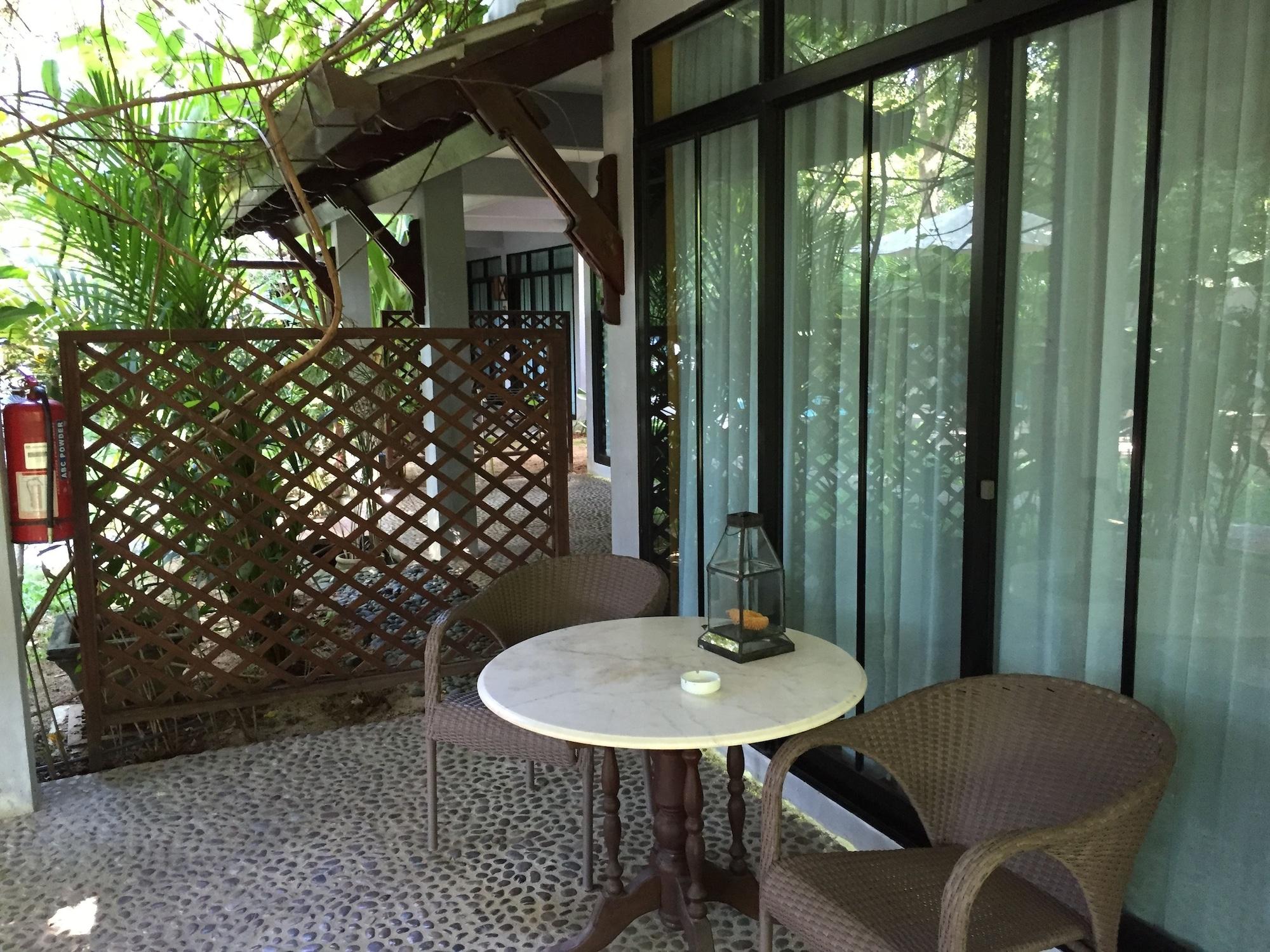 Resort Molek 3*